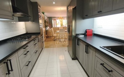 Acogedor y amplio apartamento en Sierra Altea Golf.
